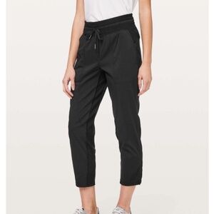 Lululemon Dance Studio Crop 25" Black Athletic Pants Size 4